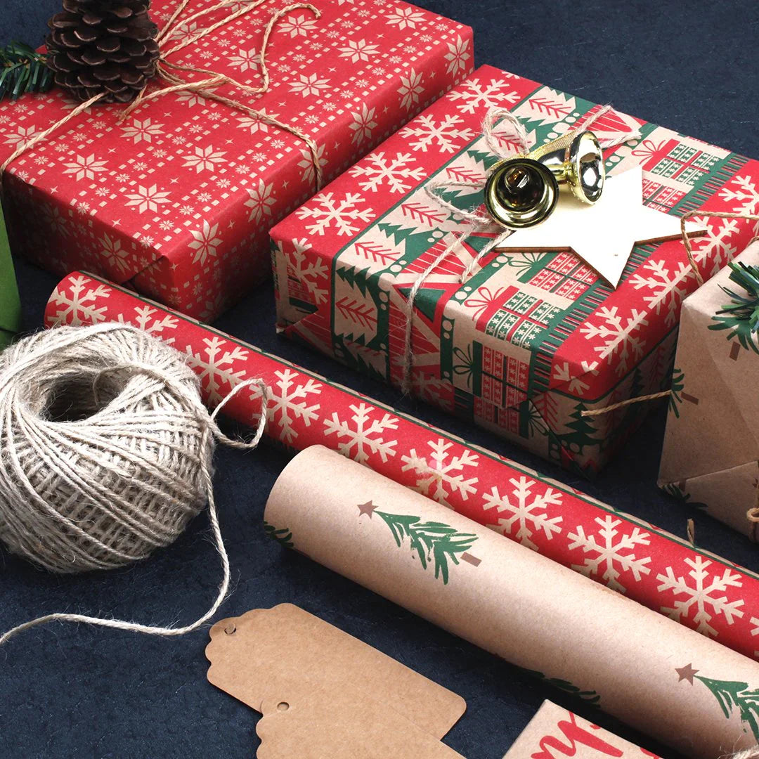 WRAPLA Christmas Wrapping Paper - Kraft Paper with Red and Green Pattern for Wedding, Birthdays, Valentines, Christmas - 5 Roll - 76 cm X 3 m Per Roll