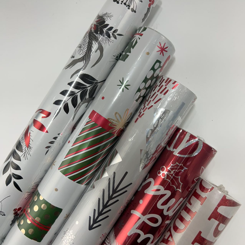 WRAPLA Christmas Wrapping Paper - White Red and Green Pattern for Wedding, Birthdays, Valentines, Christmas Party- 5 Roll - 76 cm X 3 m Per Roll