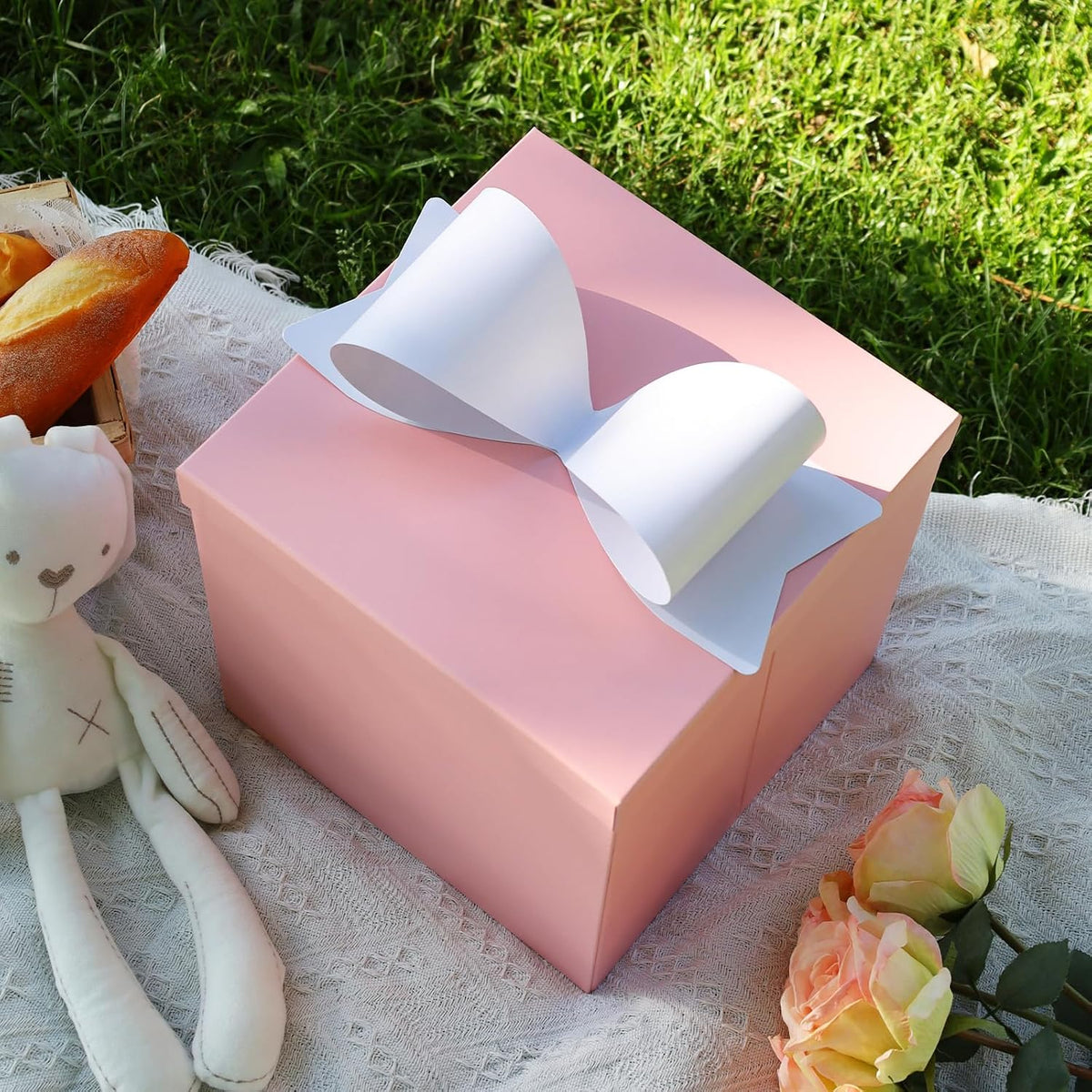WRAPLA Large Black Gift Boxes with Lids, 10x10x10 Inch Foldable Design