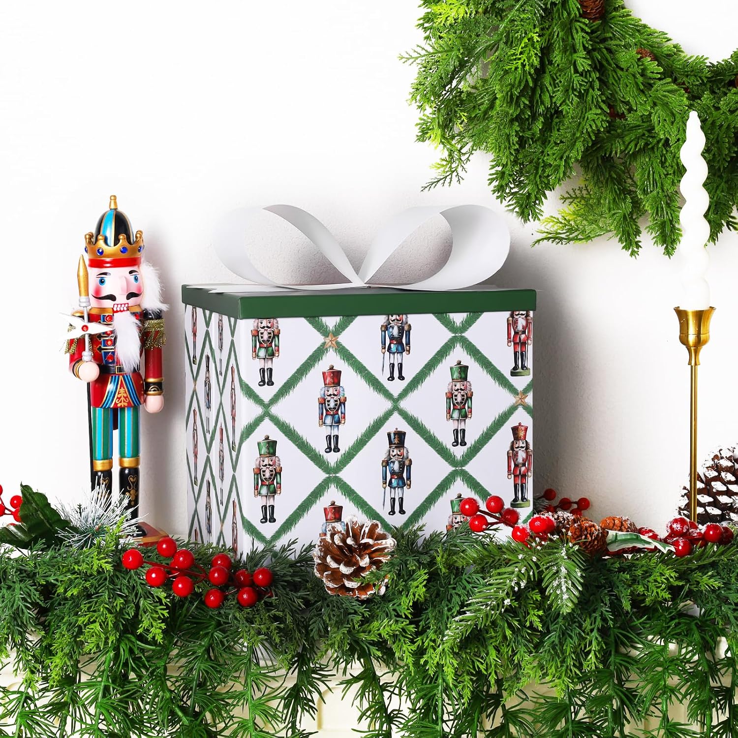 WRAPLA Boxes with Lids for Presents Nutcracker Design