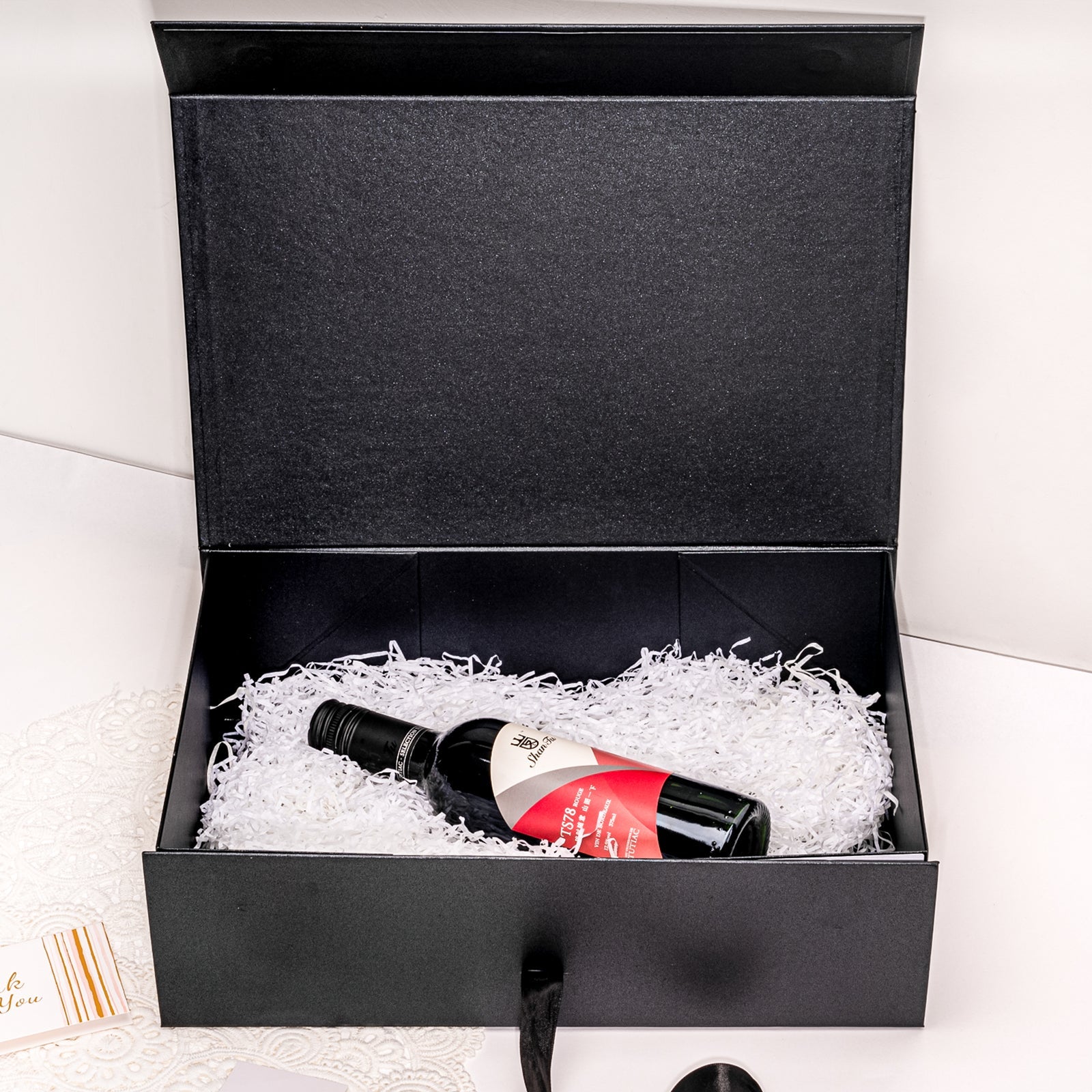 WRAPLA Black Gift Box with Satin Ribbon, 35X23X10CM Collapsible Gift Box with Magnetic Closure for Party, Wedding, Gift Wrap, Bridesmaid Proposal, Storage