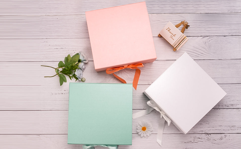 WRAPLA White Gift Box with Satin Ribbon, 20X20X10CM Collapsible Gift Box with Magnetic Closure for Party, Wedding, Gift Wrap, Bridesmaid Proposal, Storage
