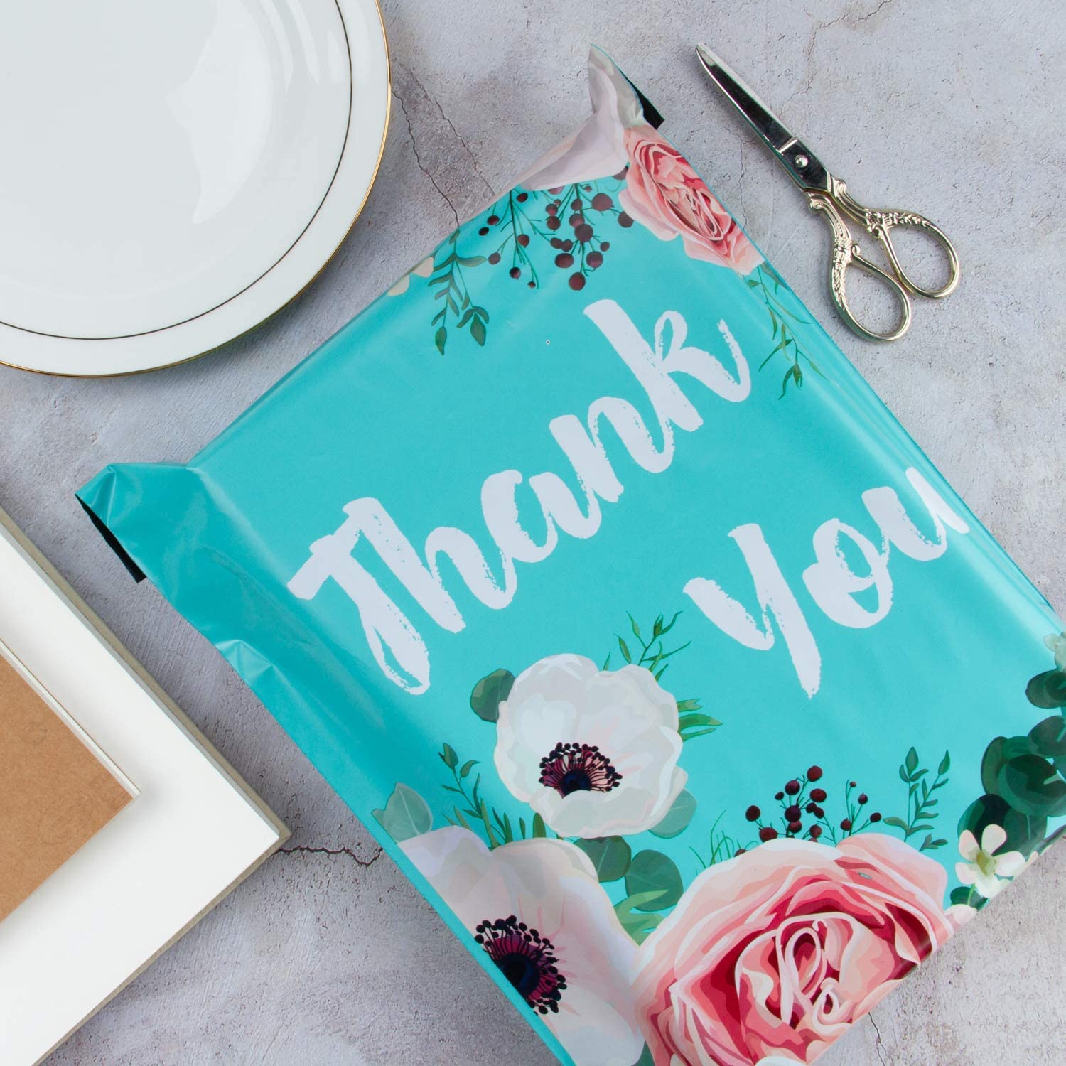 WRAPLA 25 x 33cm (10 x 13 inches) Poly Mailers Shipping Bags Thank You Notes Flowers Surrounded Light Blue Poly Mailers 2.3 Mil Heavy Duty Self Seal Mailing Envelopes - 100 Pack