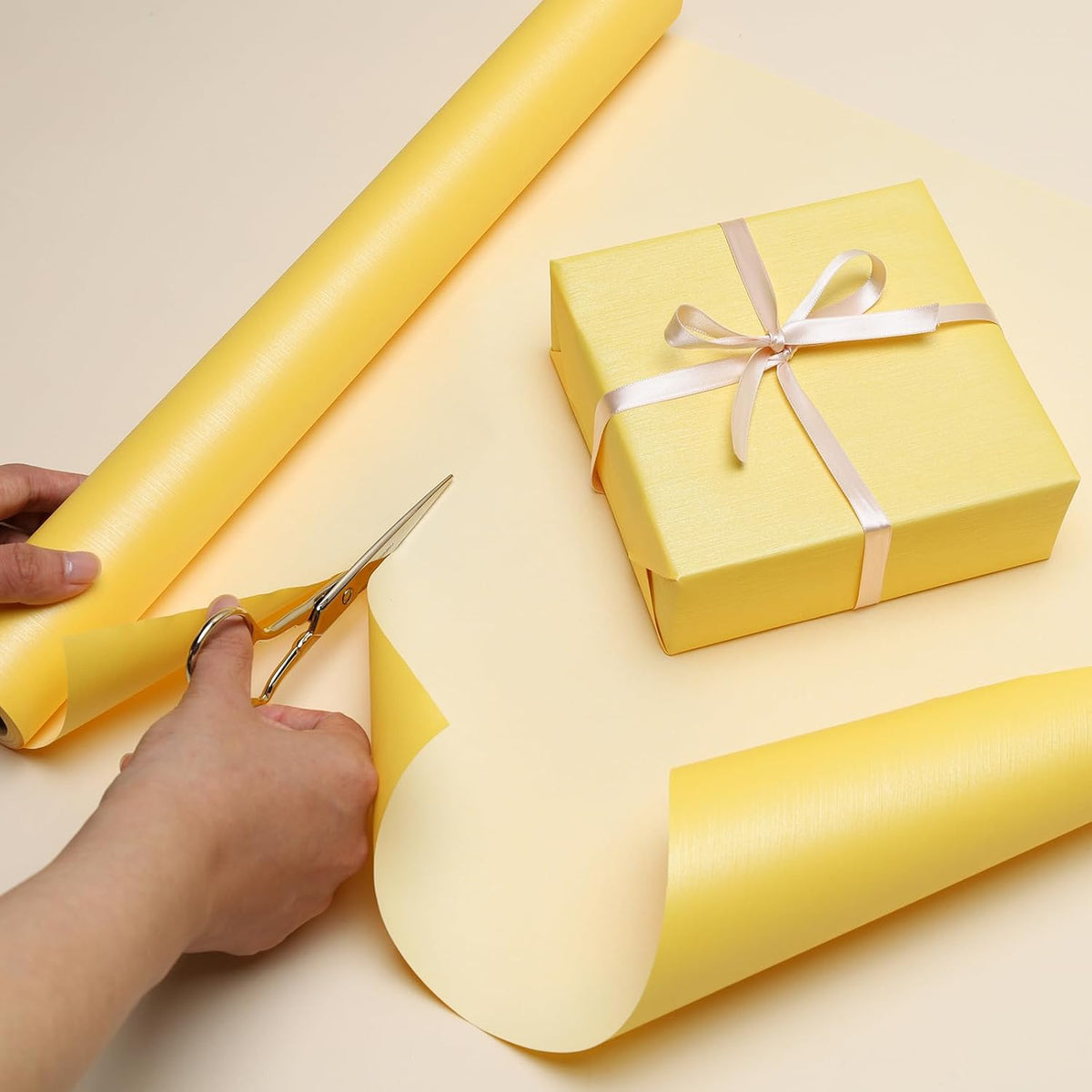 WRAPLA Black Kraft Wrapping Paper Solid Color Matte Textured Paper