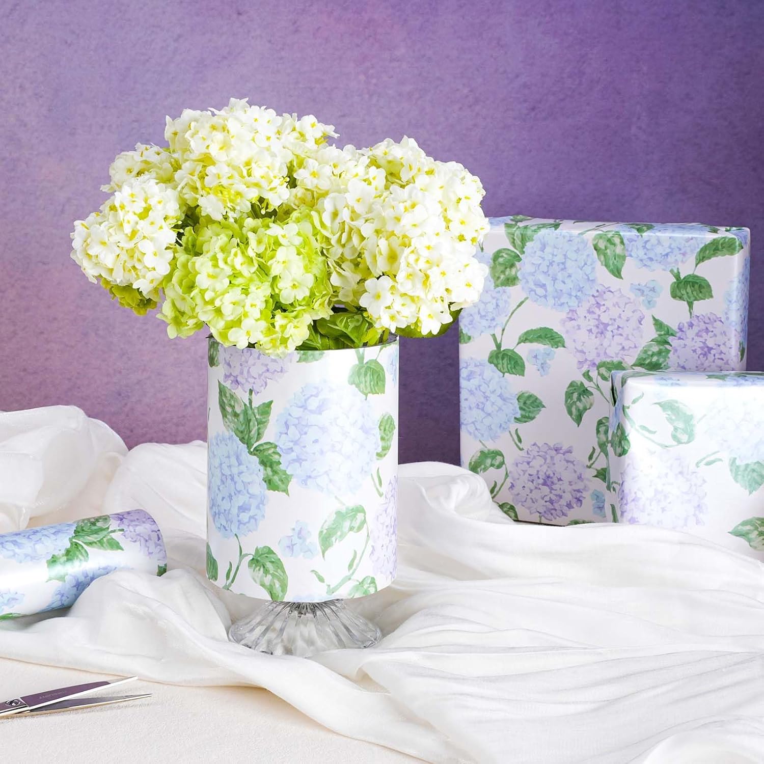 WRAPLA Reversible Wrapping Paper, Blue Floral Pearlescent Print 43cm x 10m
