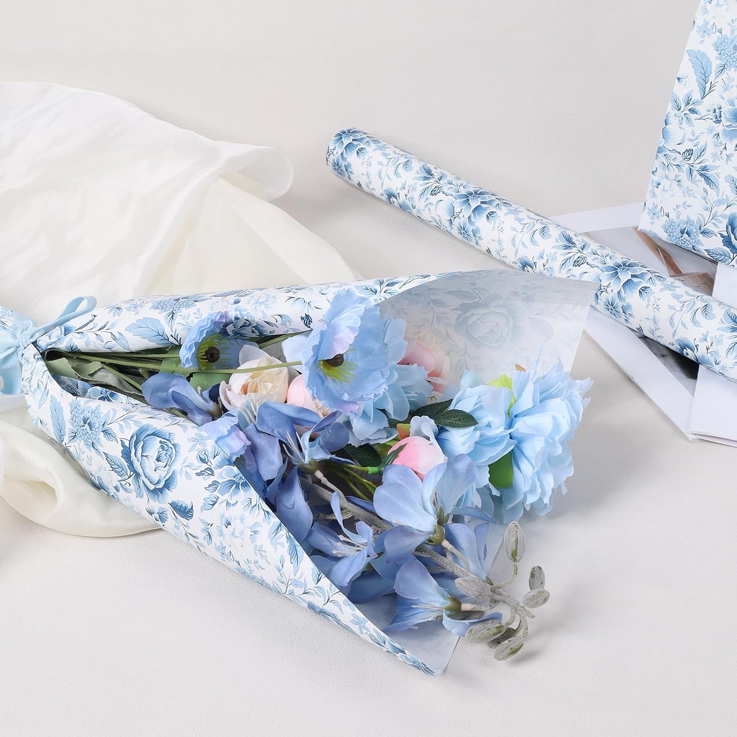 WRAPLA Reversible Wrapping Paper, Blue Floral Pearlescent Print 43cm x 10m