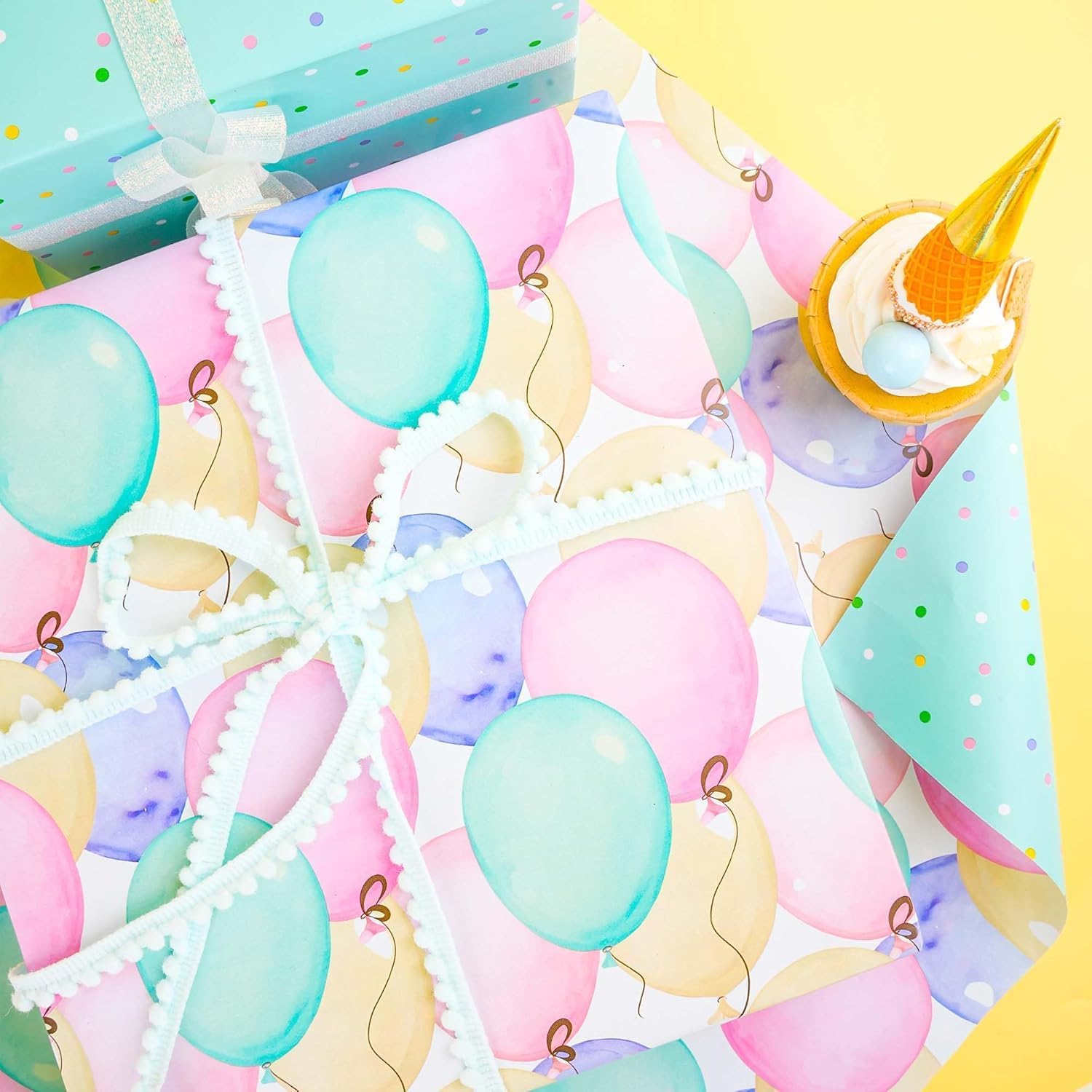 WRAPLA Bright Wrapping Paper, Balloons Dots For kid Birthday & Baby shower