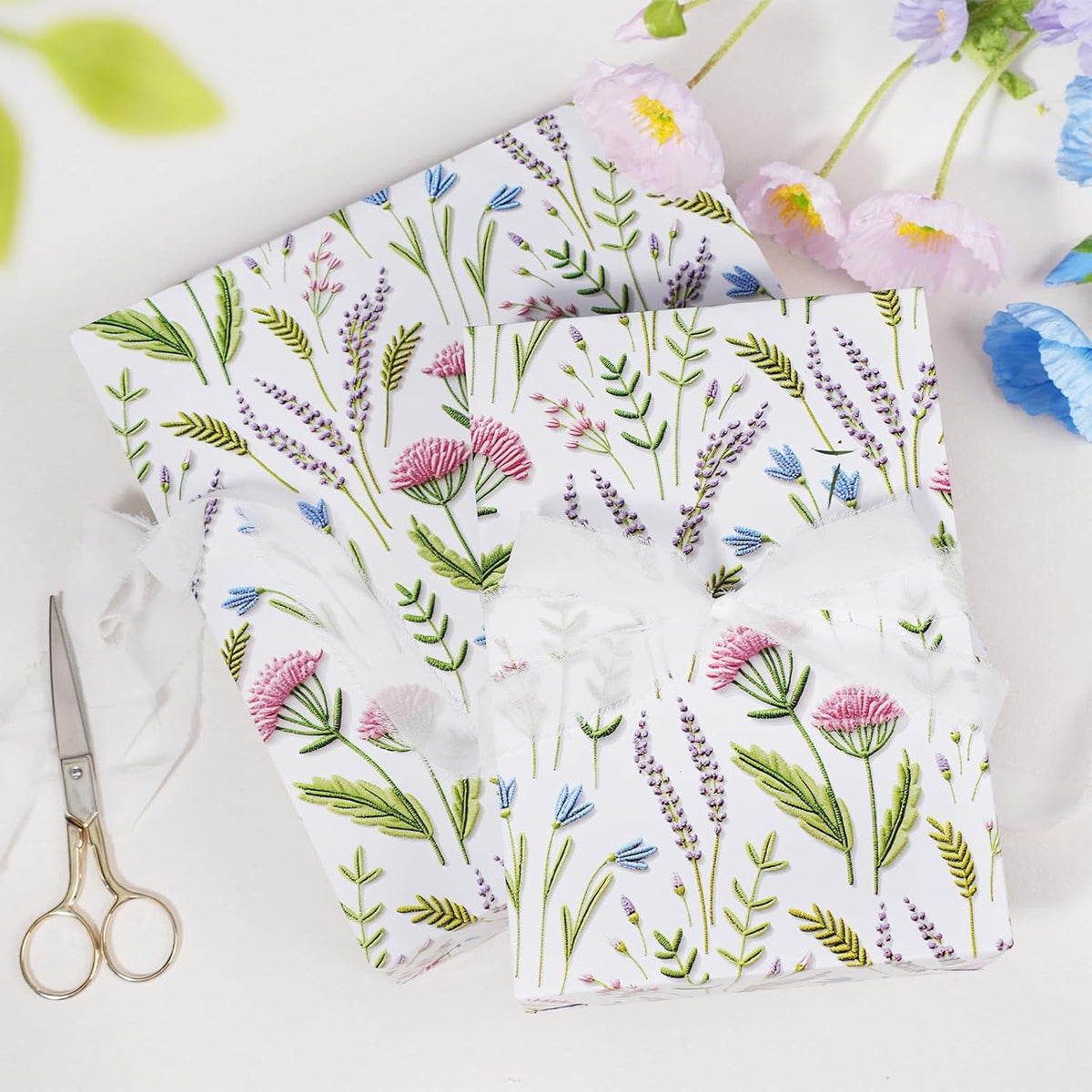 WRAPLA Reversible Wrapping Paper, Blue Floral Pearlescent Print 43cm x 10m