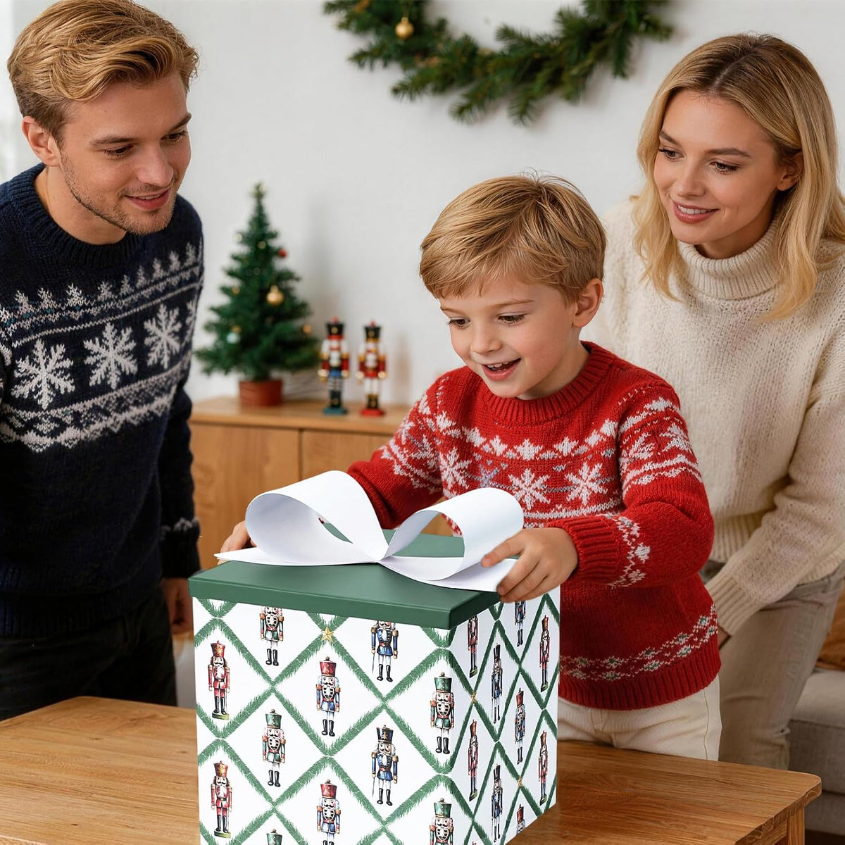 WRAPLA Boxes with Lids for Presents Nutcracker Design