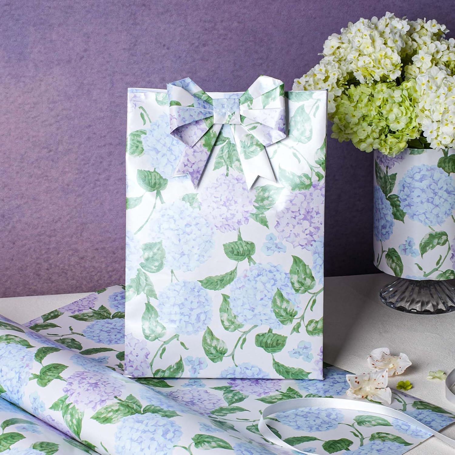 WRAPLA Reversible Wrapping Paper, Blue Floral Pearlescent Print 43cm x 10m