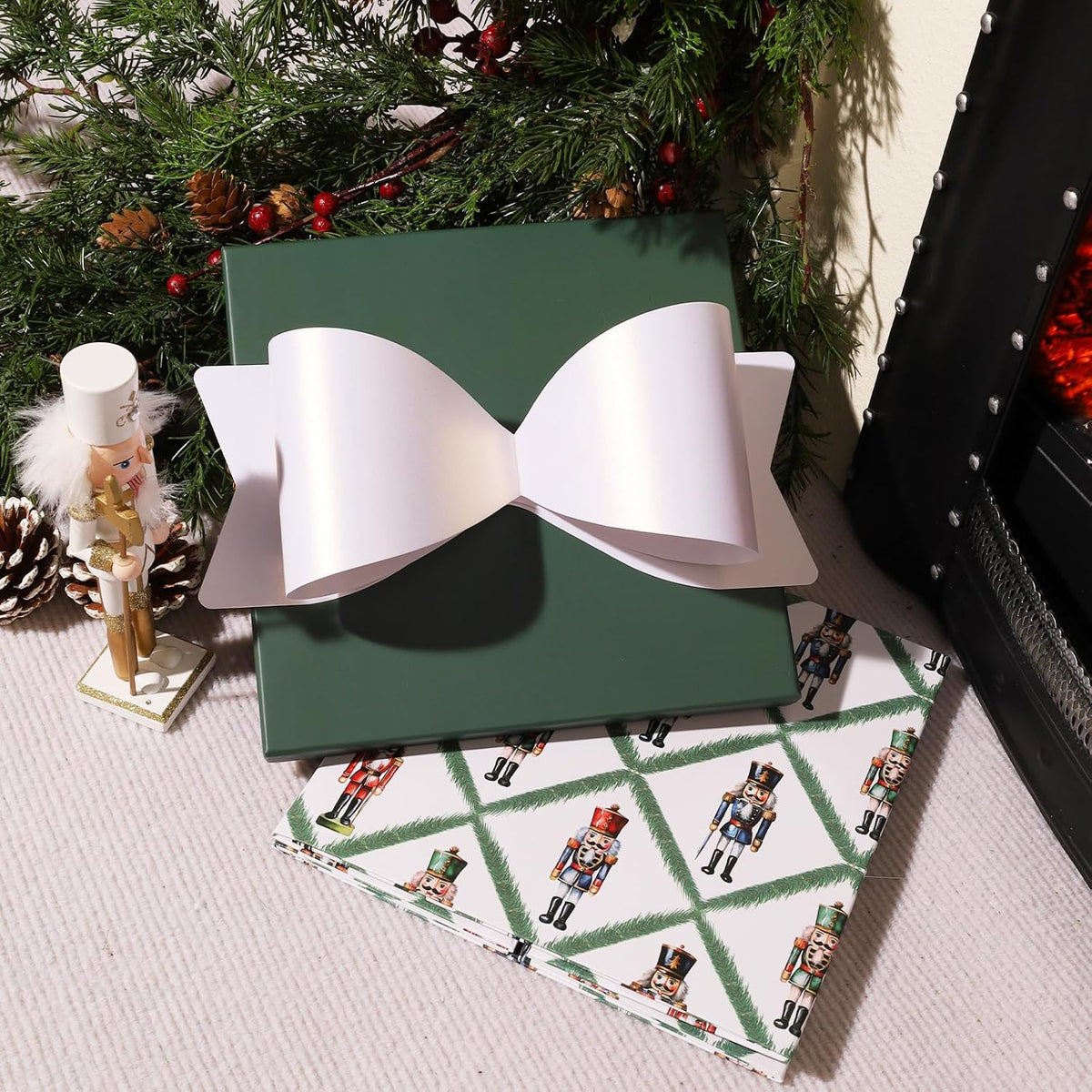 WRAPLA Boxes with Lids for Presents Nutcracker Design