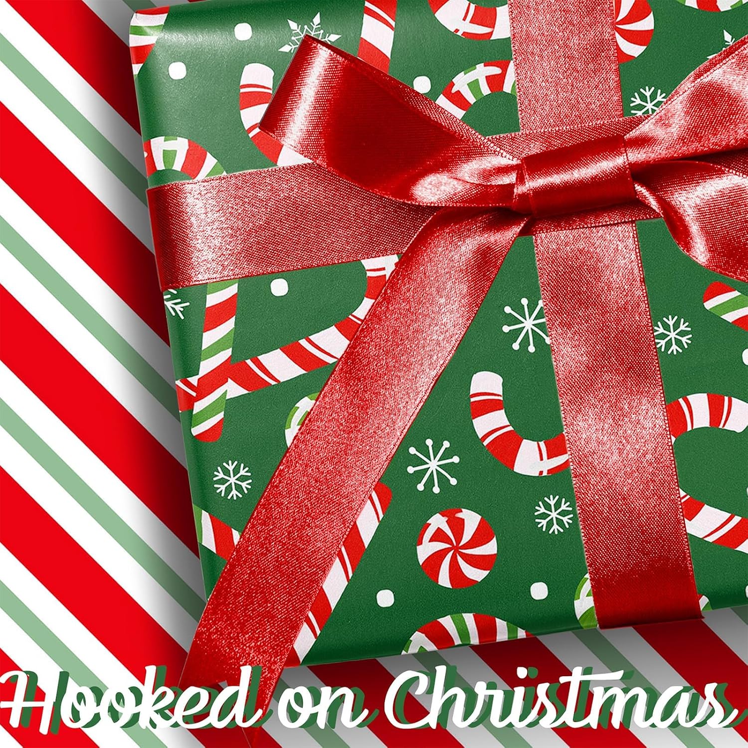 WRAPLA Reversible Christmas Wrapping Paper, Candy Cane Stripes 43cm x 10m