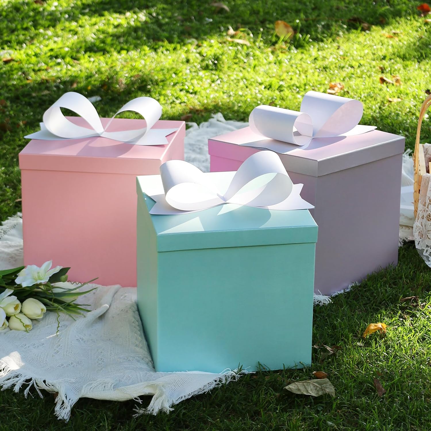 WRAPLA Large Black Gift Boxes with Lids, 10x10x10 Inch Foldable Design
