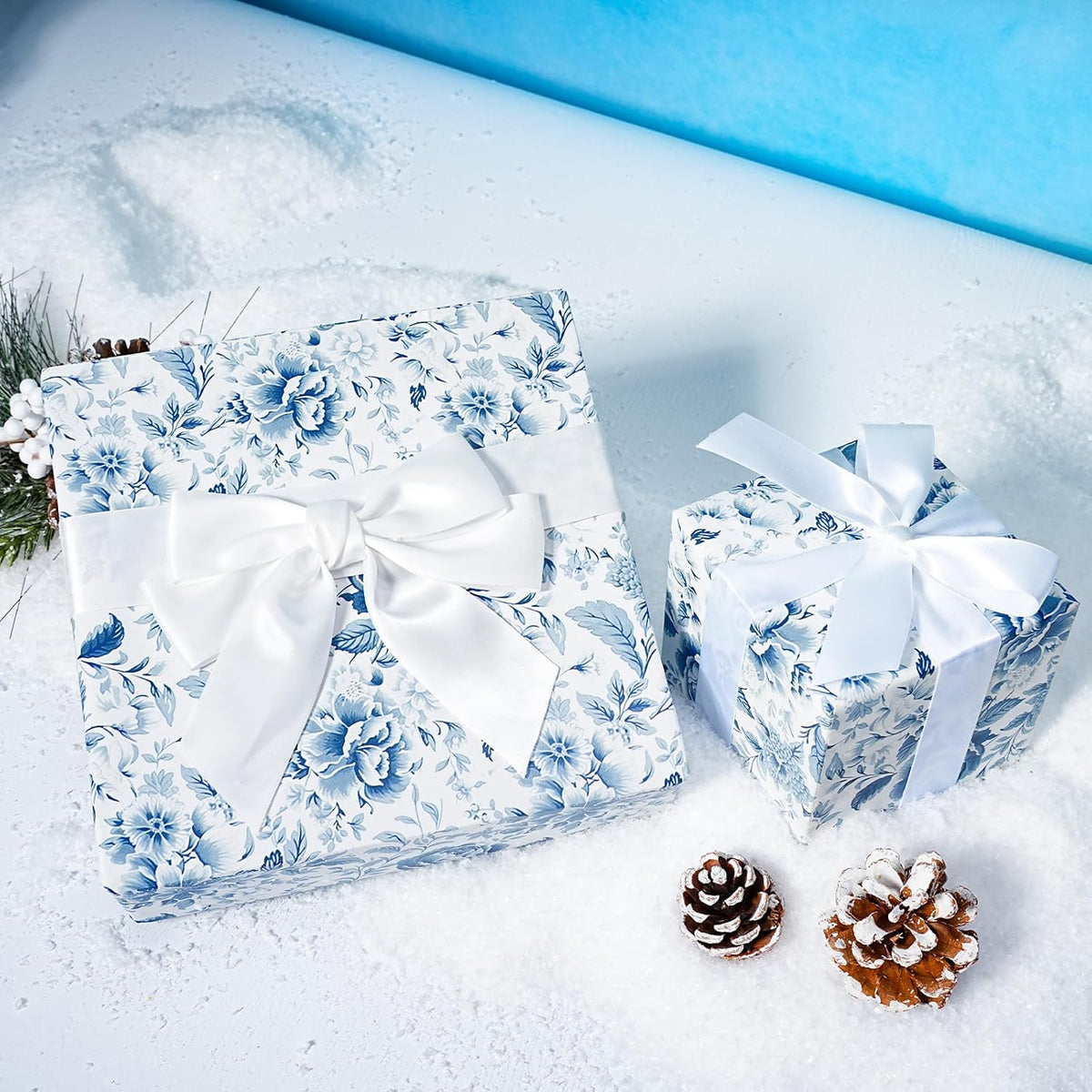 WRAPLA Reversible Wrapping Paper, Blue Floral Pearlescent Print 43cm x 10m