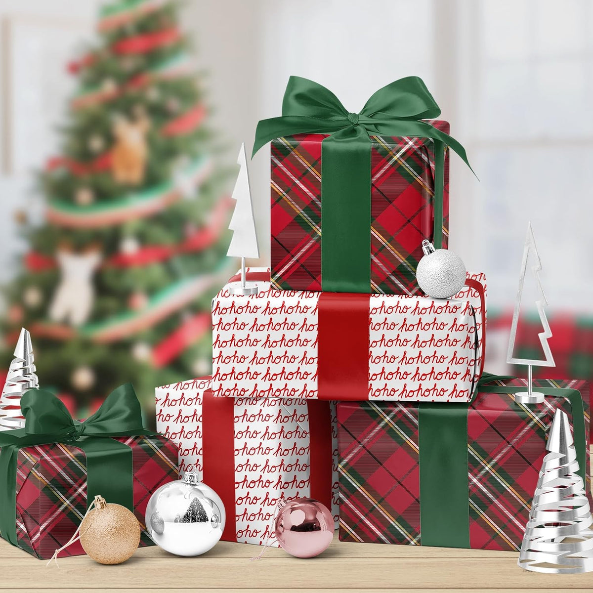WRAPLA Reversible Christmas Wrapping Paper, Candy Cane Stripes 43cm x 10m