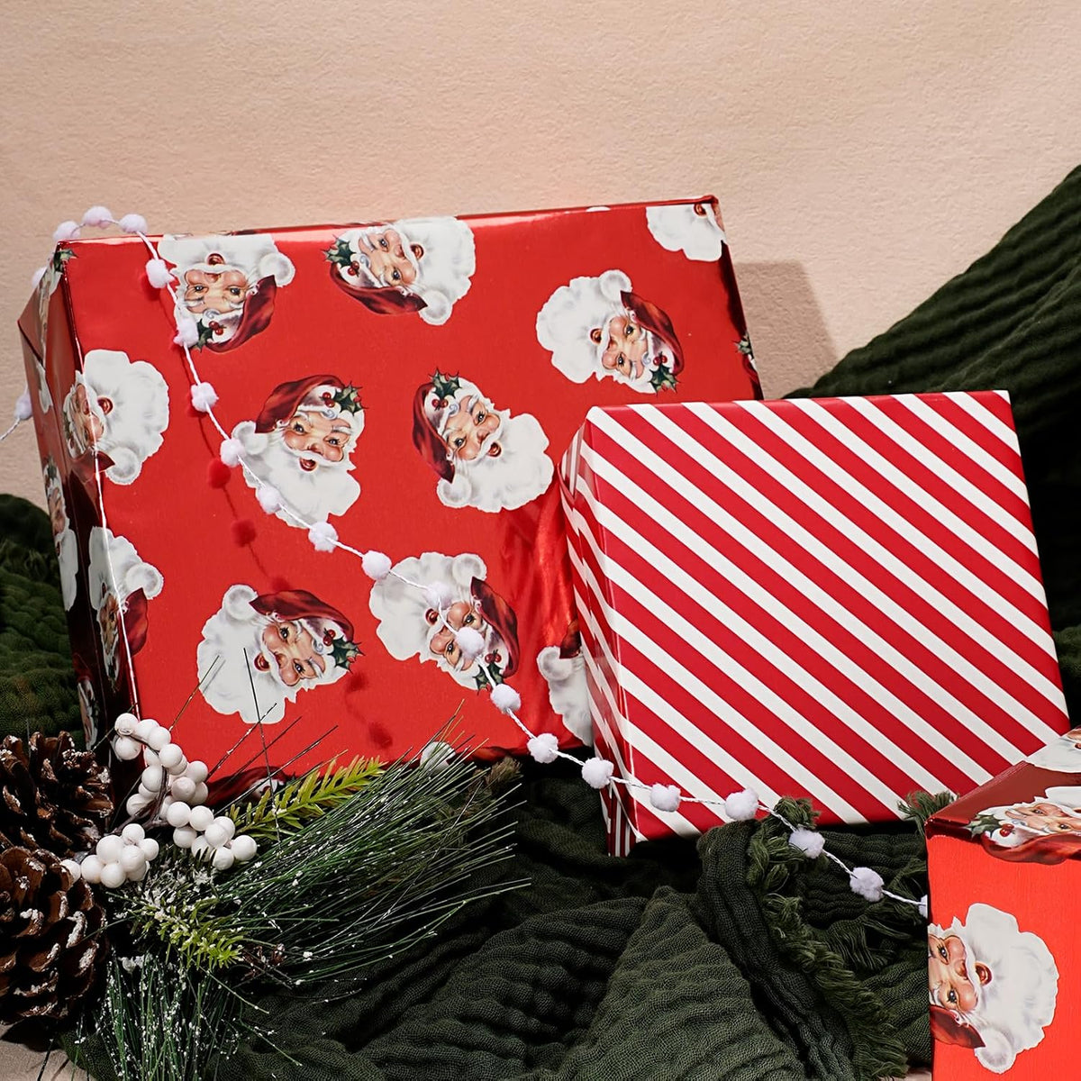 WRAPLA Reversible Christmas Wrapping Paper, Candy Cane Stripes 43cm x 10m