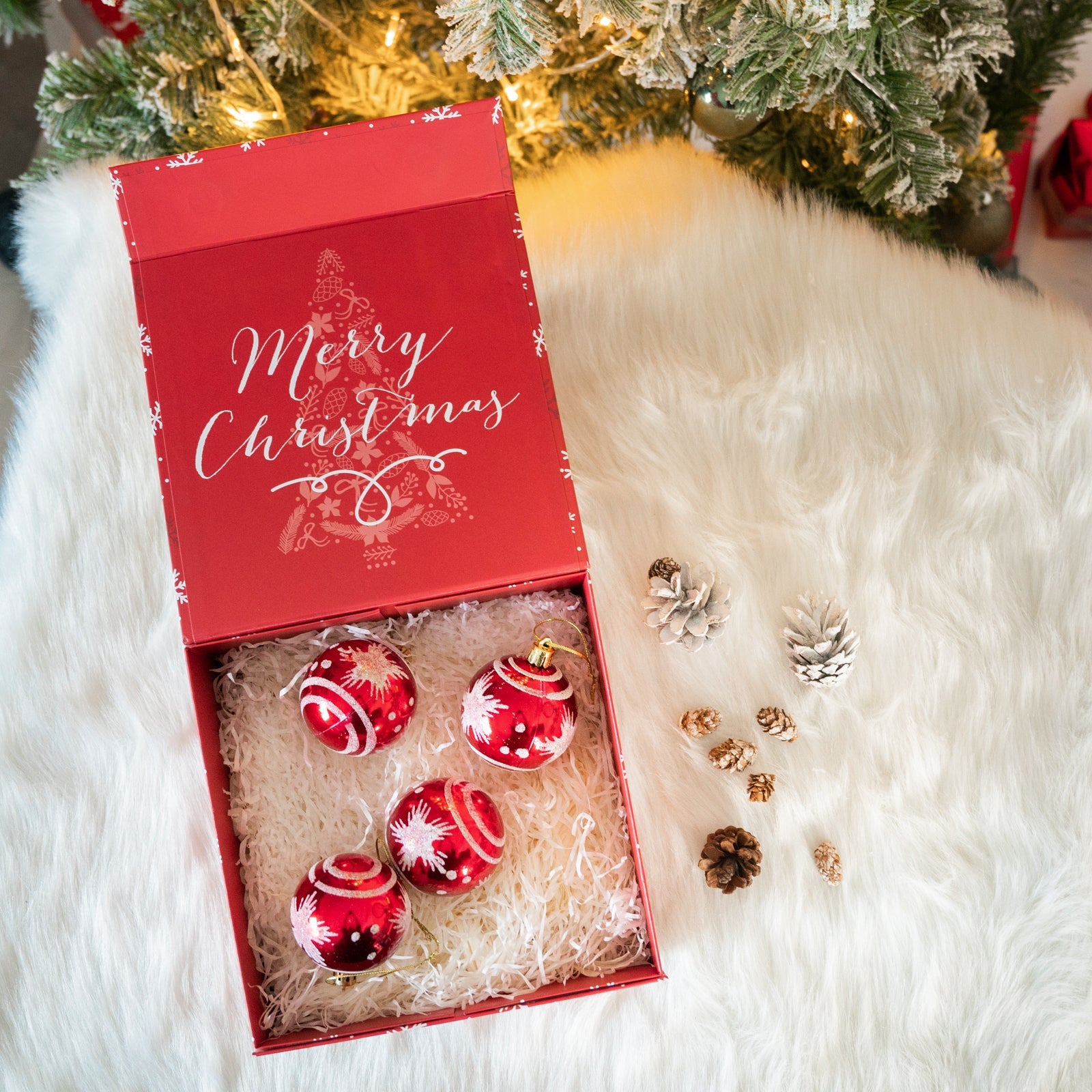 20x20x10cm Collapsible Gift Box Magnetic Closure Snow Flake Red Wedding Party Wrapping